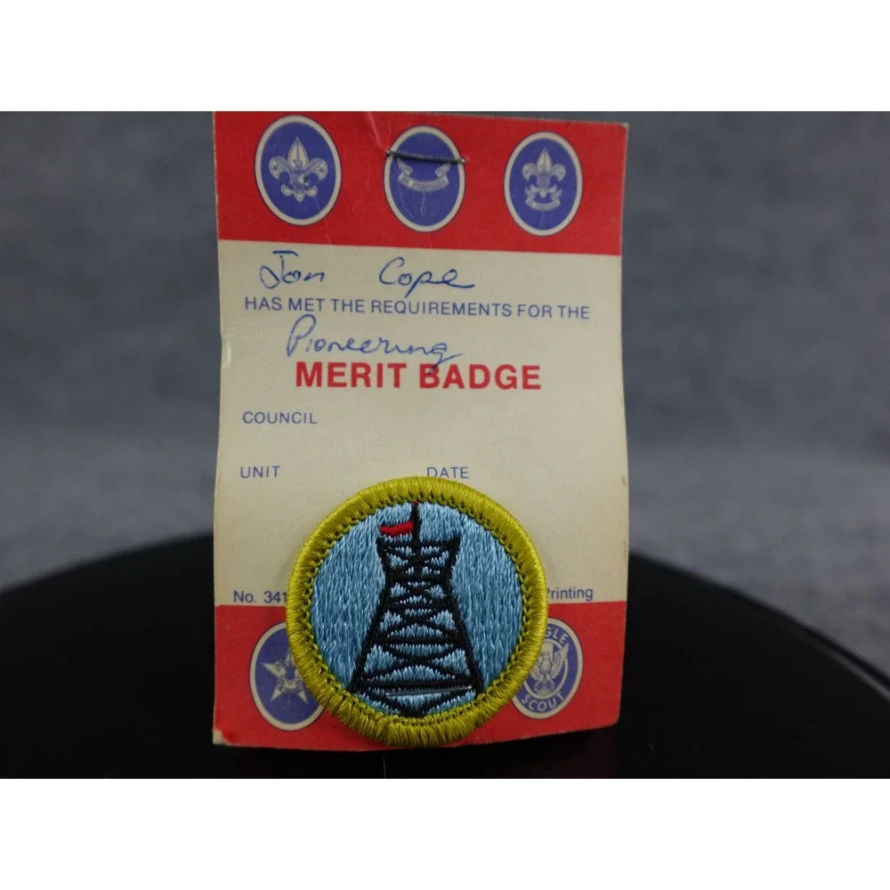 Lot of 8 Boy‎ Scouts of America Merit Badges with Cards